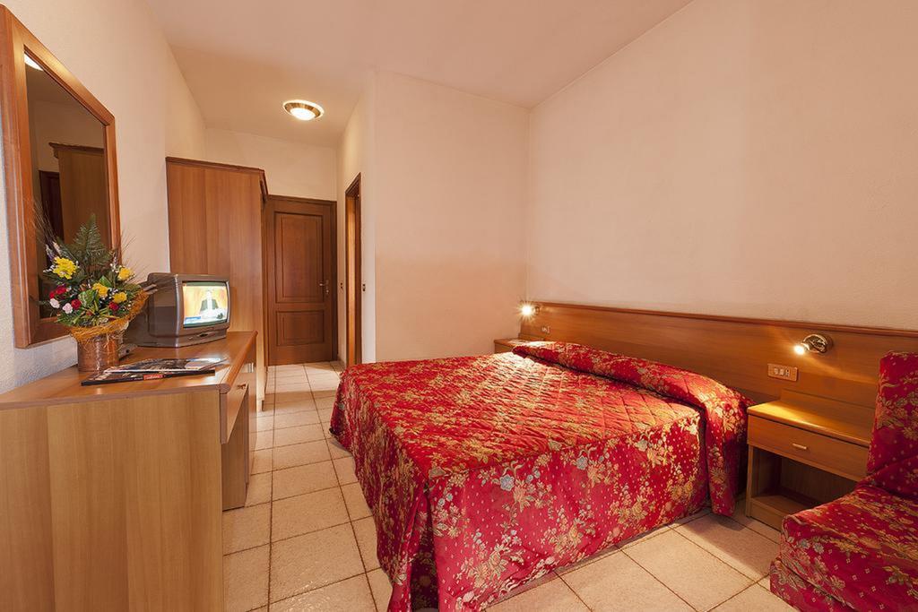 Hotel Veneriaz Nus Exterior foto